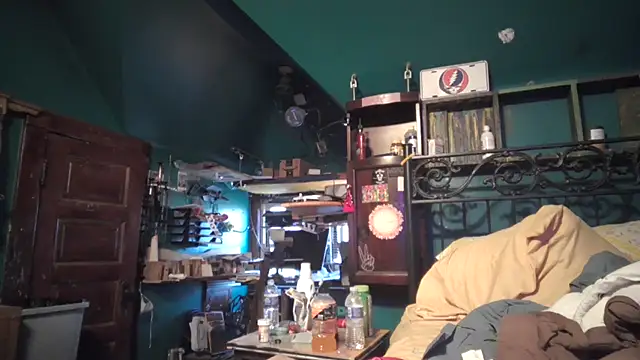 charactrzero online show from March 9, 9:41 pm