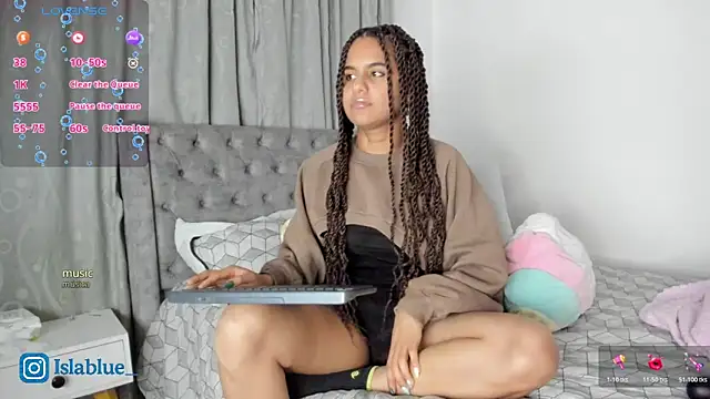 Snapshot of Kianna__ chatting on November 5, 4:56 am Kianna online show from November 5, 4:56 am