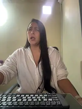 Snapshot of kendall_52 chatting on May 26, 3:41 pm kendall 52 online show from May 26, 3:41 pm