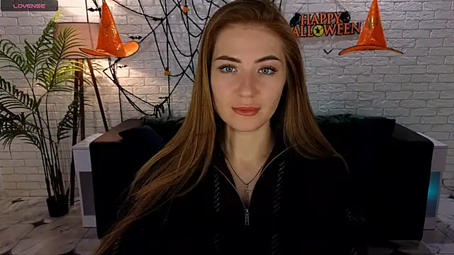 Adelyna Bird online show from October 16, 6:25 am