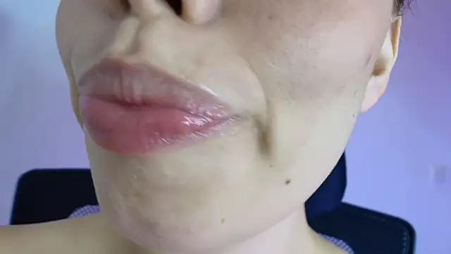 Snapshot of lisbet21x chatting on December 13, 8:36 pm lisbet21x online show from December 13, 8:36 pm