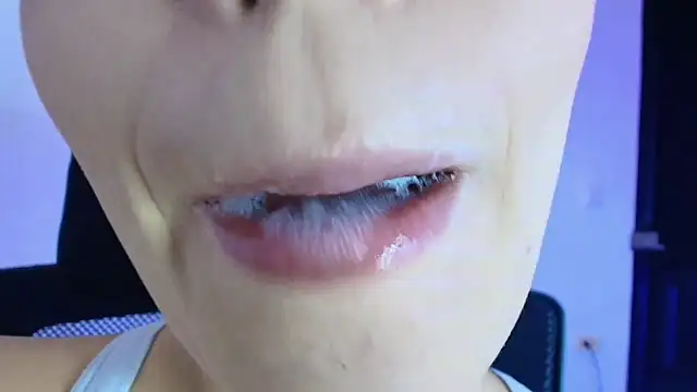 Snapshot of lisbet21x chatting on February 26, 8:30 pm lisbet21x online show from February 26, 8:30 pm