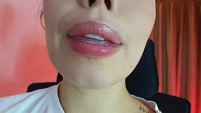 lisbet21x online show from July 18, 2:21 pm