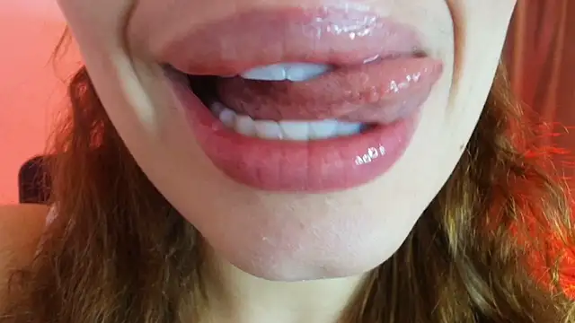 lisbet21x online show from July 25, 1:41 pm