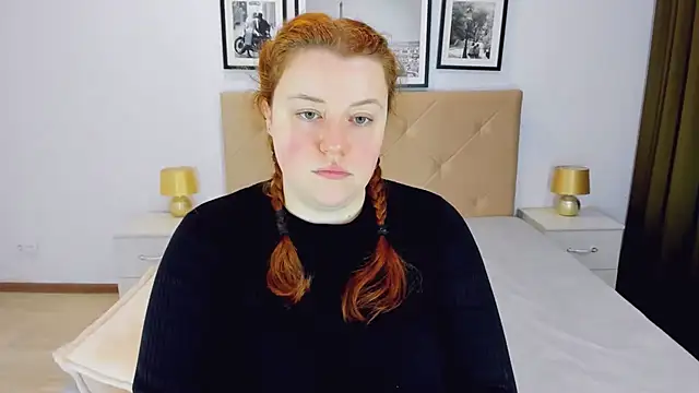 Snapshot of PolinaSalvatore chatting on December 4, 11:08 am PolinaSalvatore online show from December 4, 11:08 am