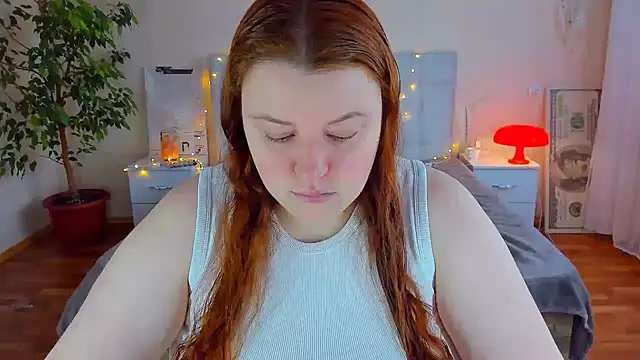 PolinaSalvatore online show from February 24, 1:09 pm