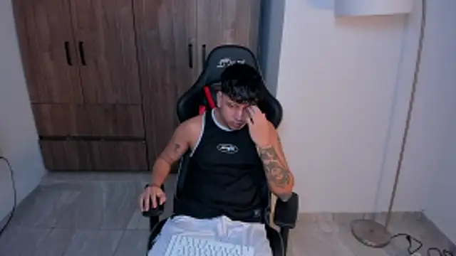 Jake simons online show from November 21, 7:12 pm