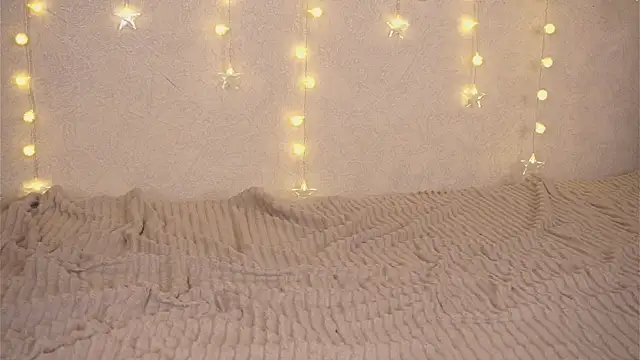 Snapshot of missbeatriss chatting on January 17, 12:21 pm missbeatriss online show from January 17, 12:21 pm