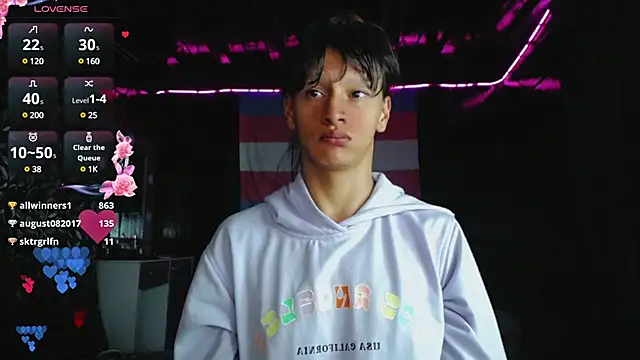 Summer XO online show from March 17, 9:33 am