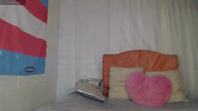 Summer XO online show from September 20, 3:29 am