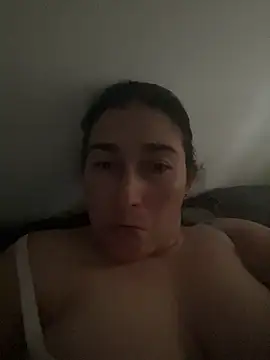 Snapshot of andreaisis2 chatting on May 21, 8:49 pm andreaisis2 online show from May 21, 8:49 pm