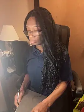 Snapshot of sweetsexiecool7 chatting on March 19, 1:54 am sweetsexiecool7 online show from March 19, 1:54 am