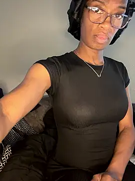 sweetsexiecool7 online show from January 10, 6:31 pm