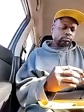 Daddy hook online show from December 21, 10:30 pm