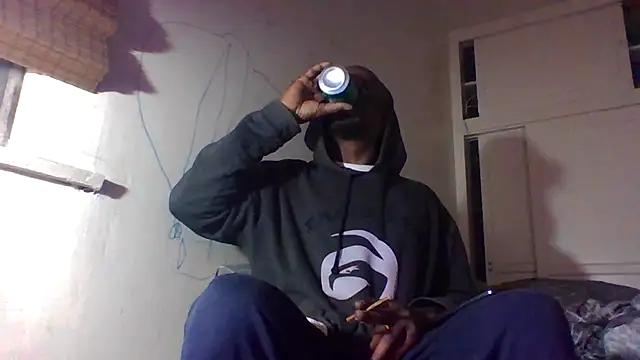 Snapshot of Daddy_hook chatting on February 18, 6:31 am Daddy hook online show from February 18, 6:31 am