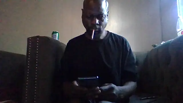 Snapshot of Daddy_hook chatting on March 2, 2:35 pm Daddy hook online show from March 2, 2:35 pm