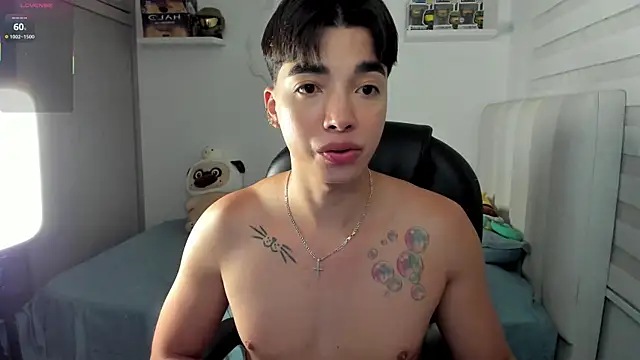 santy7v7 online show from January 17, 2:00 pm