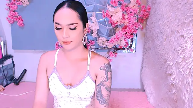 Oriental Tiara online show from January 18, 3:10 am