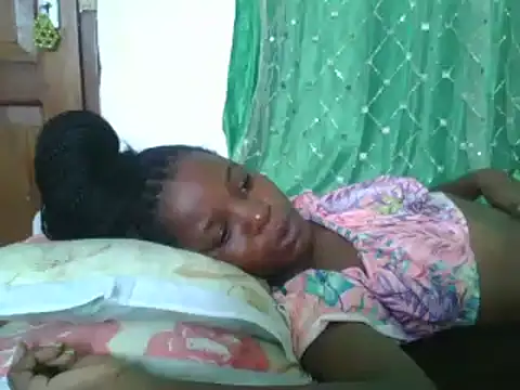 sweetchic  online show from September 20, 12:28 pm