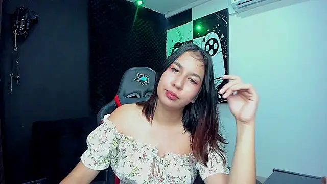 Lia sarahi online show from February 8, 2:27 pm