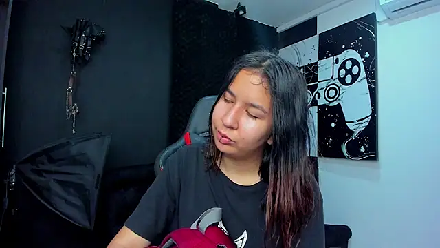 Lia sarahi online show from February 17, 11:13 am