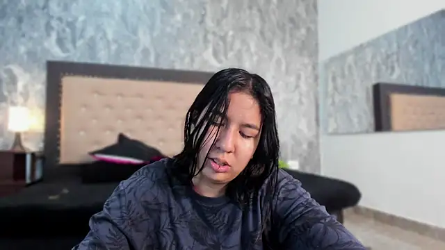 Lia sarahi online show from March 10, 12:04 pm