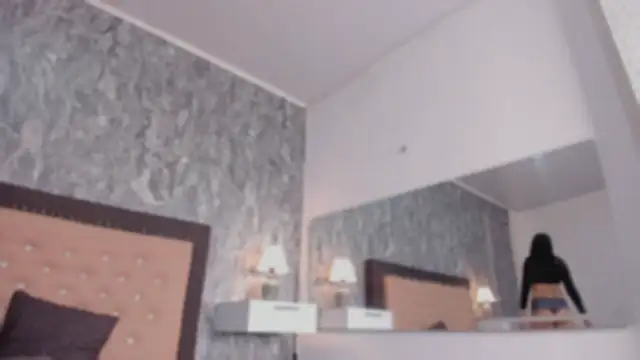 Lia sarahi online show from November 6, 11:44 am