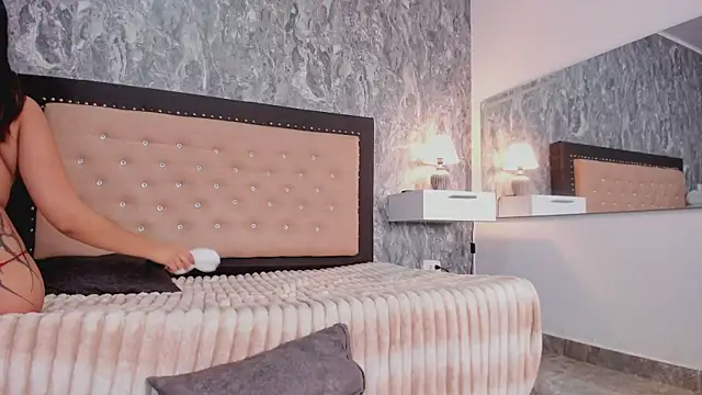 Lia sarahi online show from November 17, 11:38 am