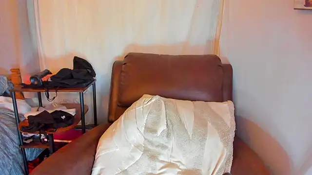 danidollxxx online show from May 13, 3:04 am