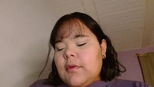 sexychubby    online show from March 29, 4:51 pm