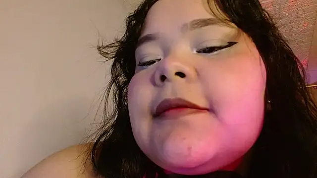 Snapshot of sexychubby___ chatting on April 30, 9:08 pm sexychubby online show from April 30, 9:08 pm