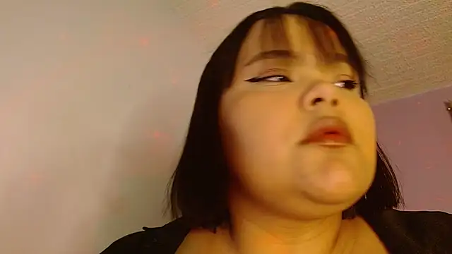 Snapshot of sexychubby___ chatting on May 9, 9:20 pm sexychubby online show from May 9, 9:20 pm