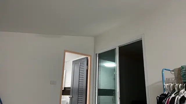 lukegunn online show from January 10, 11:50 pm