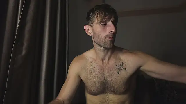 lukegunn online show from September 11, 2:22 am