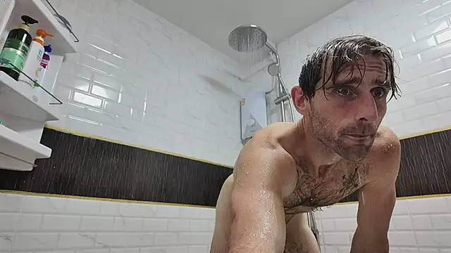 lukegunn online show from November 13, 2:54 am