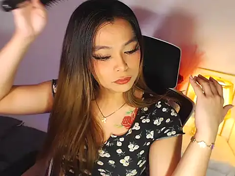 MajesticKitana online show from February 20, 5:15 am