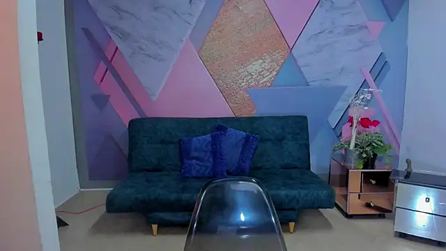 cintiagreyx online show from March 19, 5:39 pm