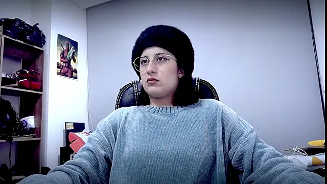 Scarlett Sen online show from April 15, 2:35 pm