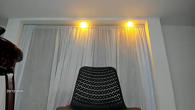 jaddyk  online show from December 20, 8:38 pm