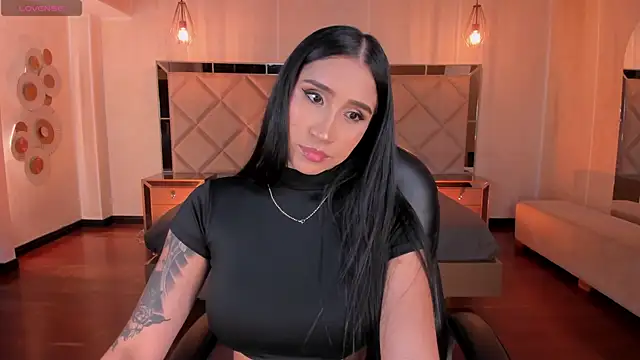 NickyLawson online show from April 18, 4:38 am