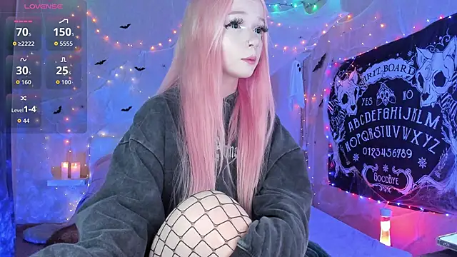 Misty Shadow online show from November 2, 10:56 pm