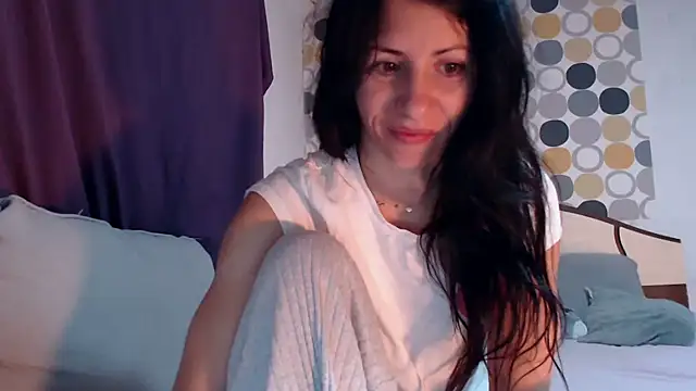 Snapshot of sexyevalove chatting on September 28, 3:45 am sexyevalove online show from September 28, 3:45 am