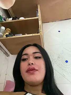 Snapshot of HeavenlyStar chatting on December 16, 5:33 pm HeavenlyStar online show from December 16, 5:33 pm