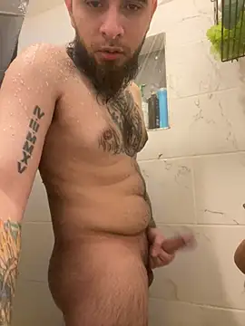 Snapshot of cnasty5621333 chatting on February 16, 5:14 am cnasty5621333 online show from February 16, 5:14 am