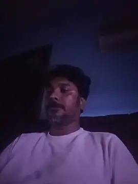 Snapshot of divakar2022 chatting on July 5, 7:43 pm divakar2022 online show from July 5, 7:43 pm