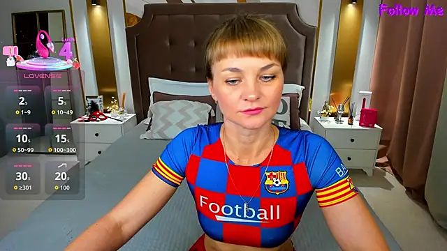 annasimonsj online show from November 17, 1:00 am