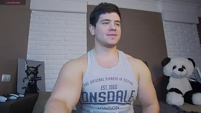 Snapshot of Arilas_ chatting on December 4, 8:12 am Arilas online show from December 4, 8:12 am