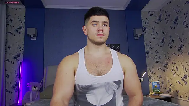 Snapshot of Arilas_ chatting on December 10, 1:44 pm Arilas online show from December 10, 1:44 pm