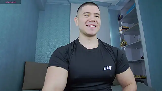 Snapshot of Arilas_ chatting on February 9, 7:27 am Arilas online show from February 9, 7:27 am