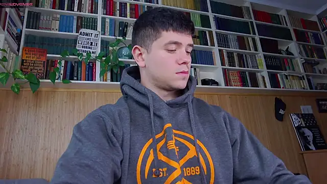 Snapshot of Arilas_ chatting on September 26, 7:01 am Arilas online show from September 26, 7:01 am